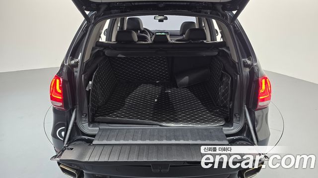 BMW X5 2016 — photo 17