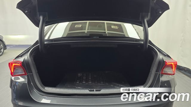 Kia K5 2022 — photo 20