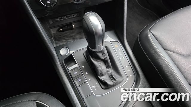 Volkswagen Tiguan 2018 — photo 9