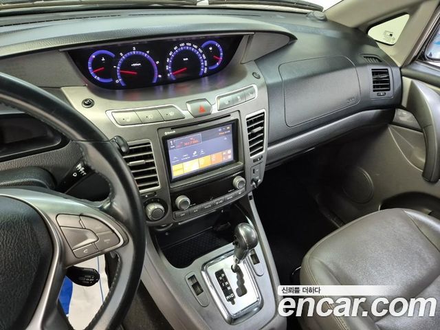KG Mobility KORANDO 2015 — photo 10