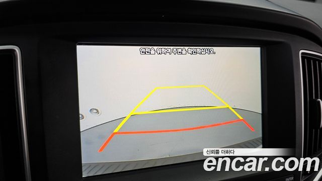 Hyundai Starex 2019 — photo 15