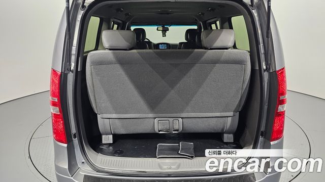 Hyundai Starex 2019 — photo 20