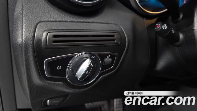 Mercedes-Benz GLC-Class 2021 — photo 27