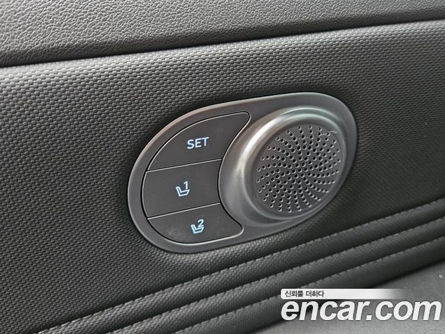 Hyundai AVANTE 2023 — photo 10