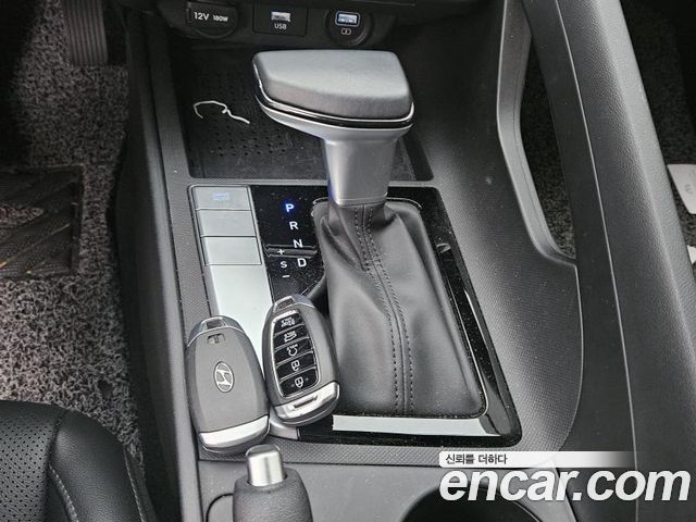 Hyundai AVANTE 2023 — photo 15