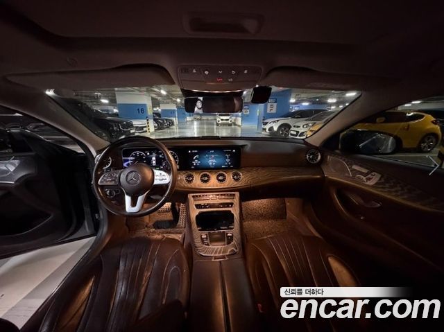 Mercedes-Benz CLS-Class 2021 — photo 6