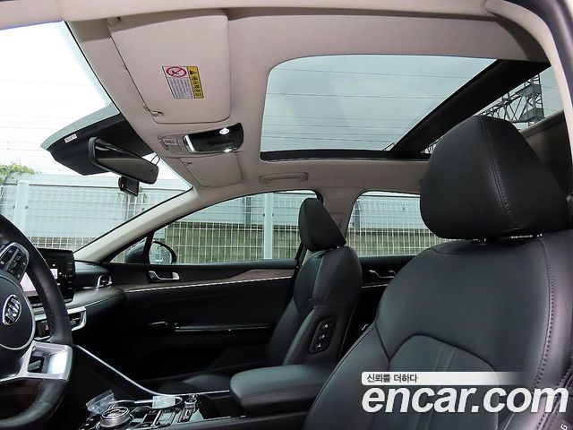 Kia K5 2020 — photo 17