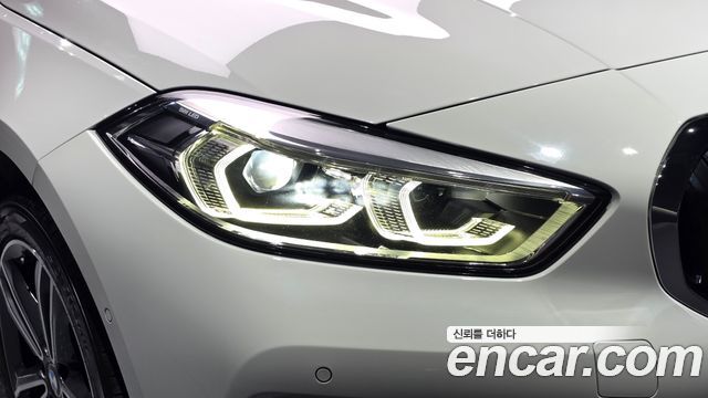 BMW 1-Series 2020 — photo 8