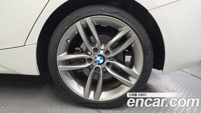 BMW 1-Series 2018 — photo 5