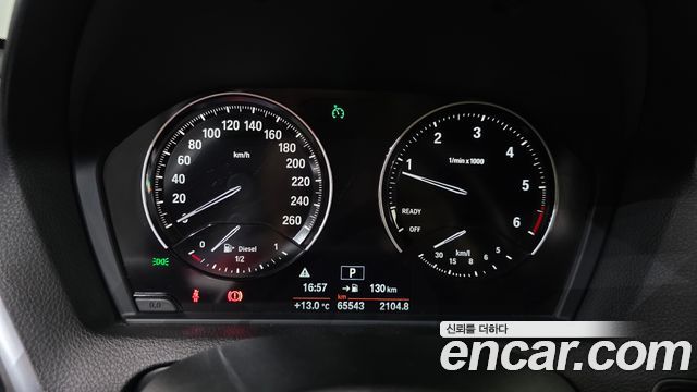 BMW 1-Series 2018 — photo 11