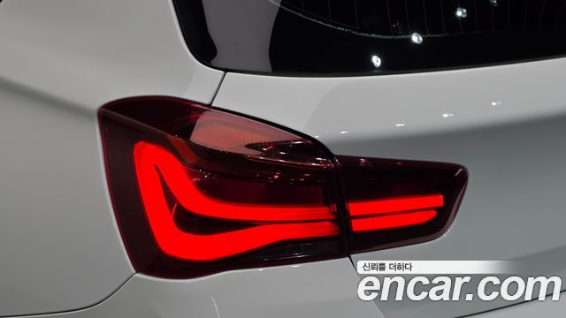 BMW 1-Series 2018 — photo 9