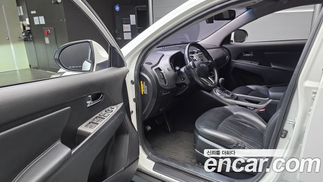 Kia Sportage 2016 — photo 10
