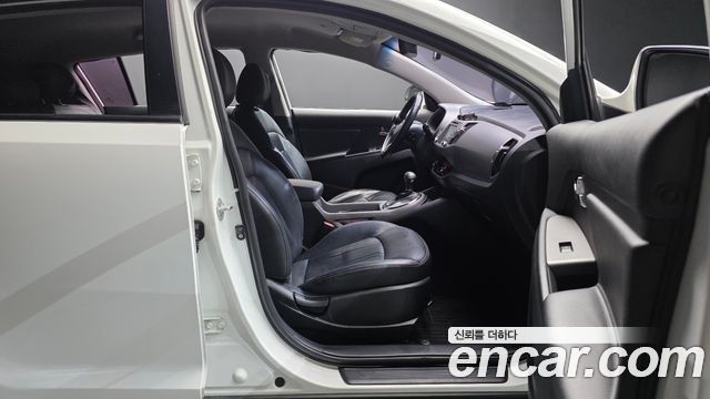 Kia Sportage 2016 — photo 11