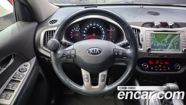 Kia Sportage 2016 — photo 13