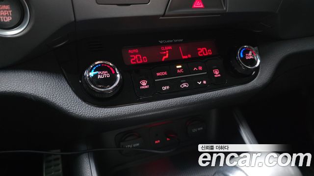 Kia Sportage 2016 — photo 16