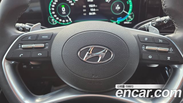 Hyundai Grandeur 2023 — photo 13