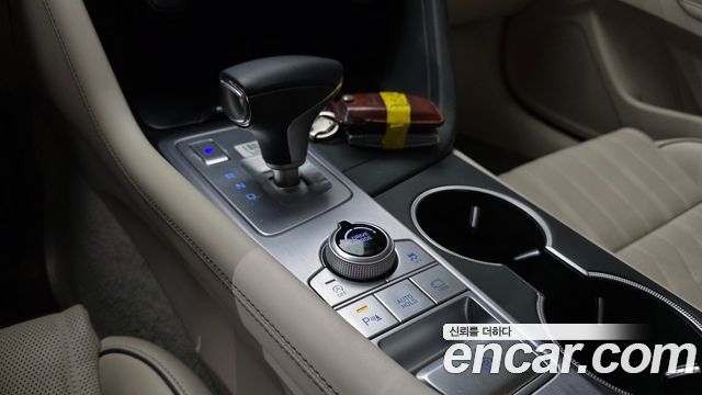Genesis G70 2020 — photo 12