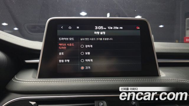 Genesis G70 2020 — photo 23