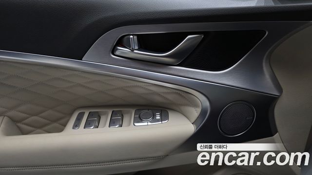Genesis G70 2020 — photo 25