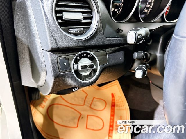 Mercedes-Benz C-Class 2014 — photo 9