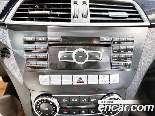 Mercedes-Benz C-Class 2014 — photo 11