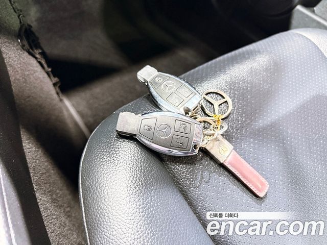Mercedes-Benz C-Class 2014 — photo 14