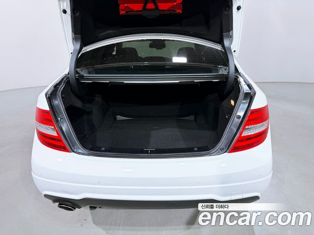 Mercedes-Benz C-Class 2014 — photo 19