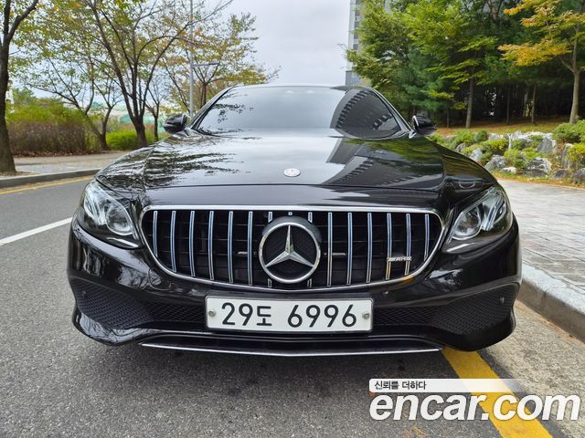 Mercedes-Benz E-Class 2017 — photo 3