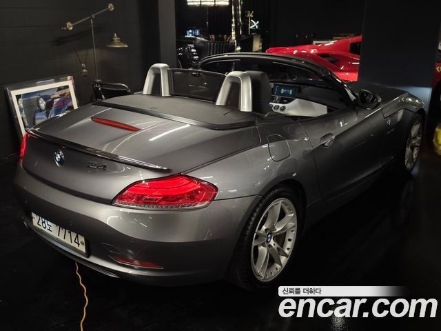 BMW Z4 2009 — photo 2