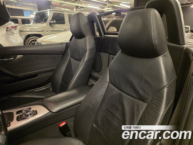 BMW Z4 2009 — photo 11