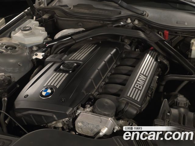 BMW Z4 2009 — photo 15