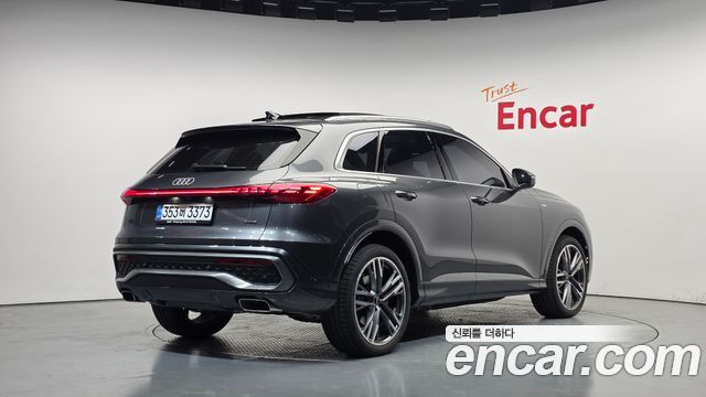 Audi Q5 2026 — photo 2
