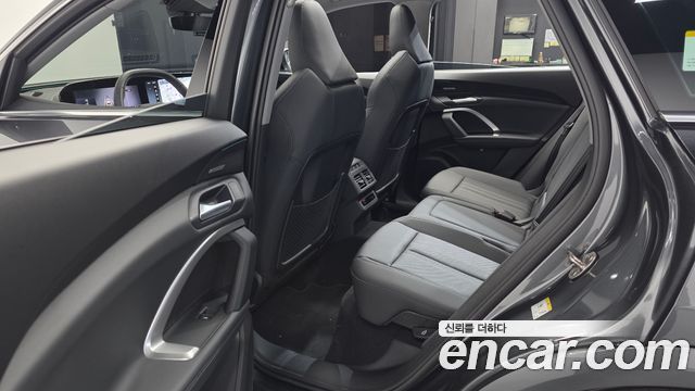 Audi Q5 2026 — photo 16