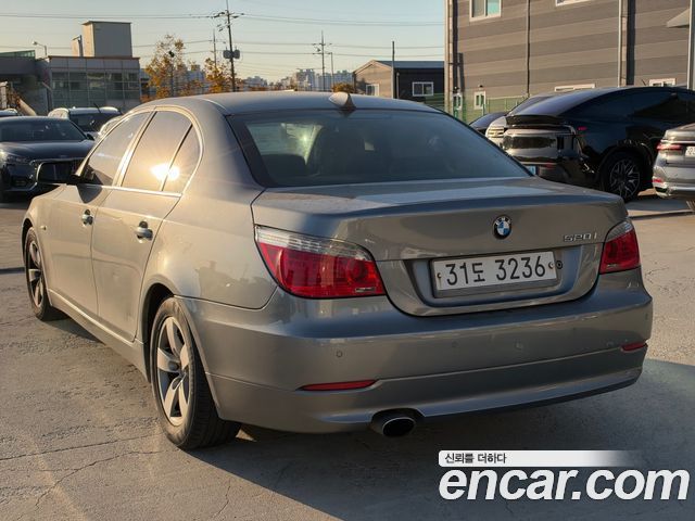 BMW 5-Series 2009 — photo 5