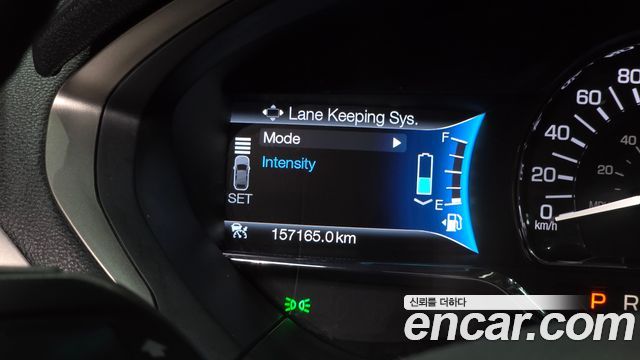 Lincoln MKZ 2016 — photo 17