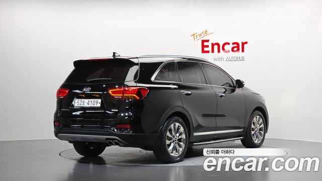 Kia Sorento 2018 — photo 2