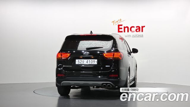 Kia Sorento 2018 — photo 4