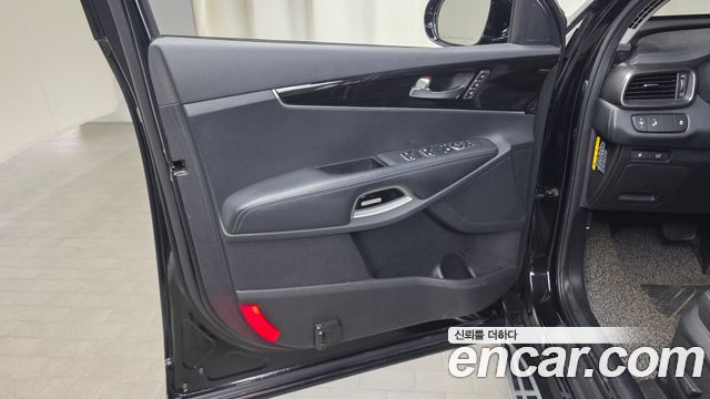 Kia Sorento 2018 — photo 14