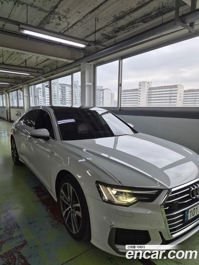 Audi A6 2023 — photo 2