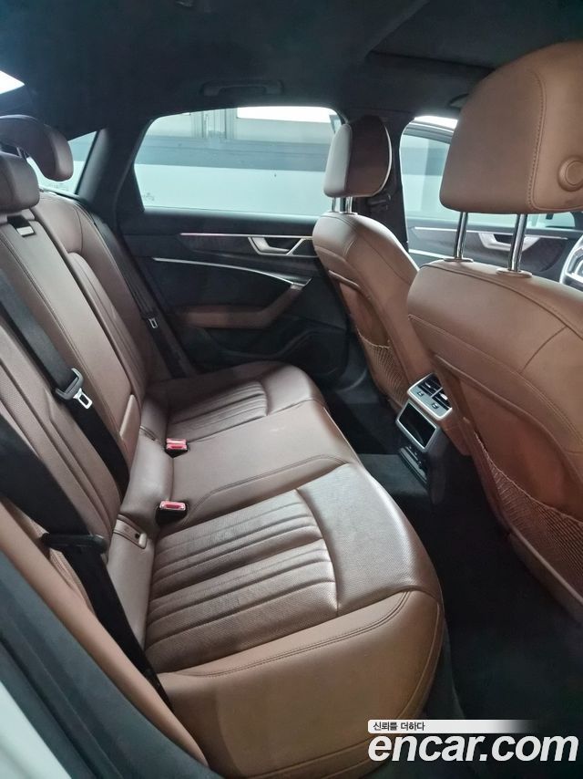 Audi A6 2023 — photo 8