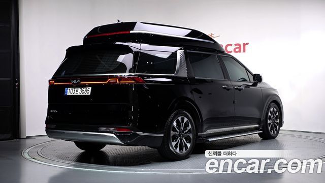 Kia Canival 2022 — photo 2