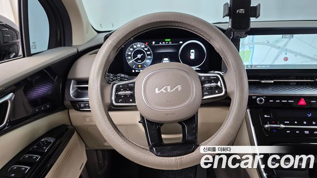 Kia Canival 2022 — photo 18