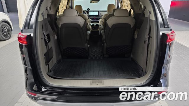 Kia Canival 2022 — photo 26