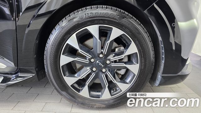 Kia Canival 2022 — photo 7
