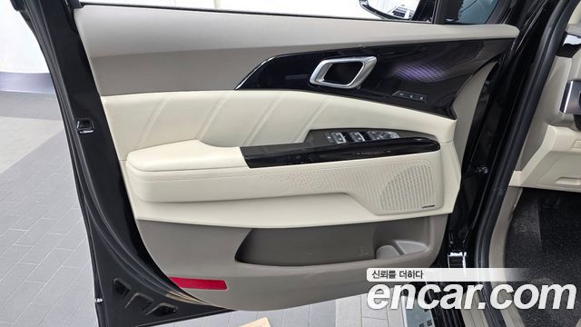 Kia Canival 2022 — photo 14