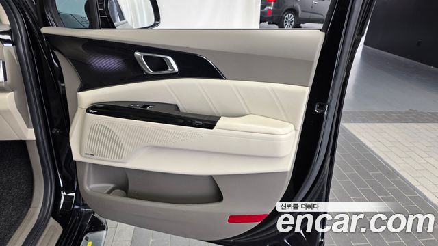 Kia Canival 2022 — photo 15