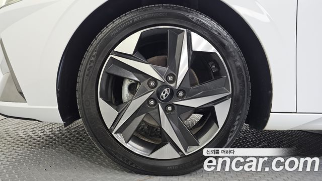 Hyundai AVANTE 2021 — photo 5