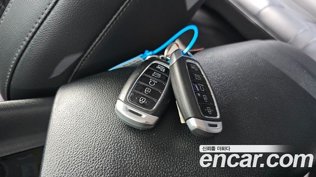 Hyundai AVANTE 2021 — photo 22