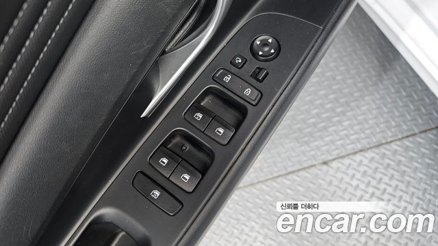 Hyundai AVANTE 2021 — photo 26