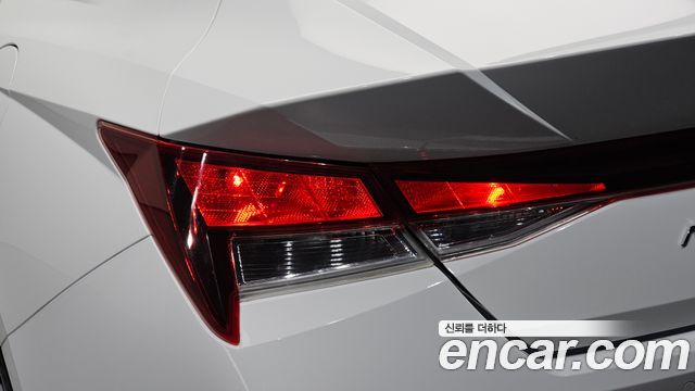 Hyundai AVANTE 2021 — photo 9